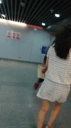 【精品CD ️推荐】魔手 外购 清纯小靓妹全记录2（T-back勒进黑木耳）（含诱惑丝系列）横竖双版 截图2