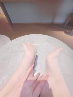 最新抖音泄密，风骚性感少妇【达丽小阿姨】定制福利，丝袜诱惑性爱啪啪 截图12