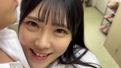 MUKD-493 盗撮してオカズにしてた女子達がビックリまさかの超ドスケベ。小悪魔痴女化で精液搾り取られまくる！ エロ過ぎる発情期の制服女子達が肉食痴女責めハーレム 皆瀬あかり 白橋りほ 星宮こと 沙月恵奈 栄川乃亜 截图1