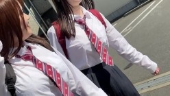 MUKD-493 盗撮してオカズにしてた女子達がビックリまさかの超ドスケベ。小悪魔痴女化で精液搾り取られまくる！ エロ過ぎる発情期の制服女子達が肉食痴女責めハーレム 皆瀬あかり 白橋りほ 星宮こと 沙月恵奈 栄川乃亜 截图4