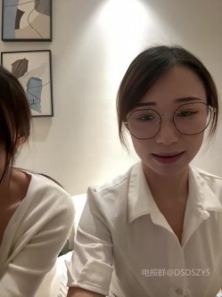️清纯主播【202509yoyo】表姐带着表妹下海直播、在线教口活、练习做爱姿势 截图8