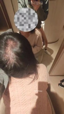 百人斩泡良大神，【苏北第一深情】，22年操的01年小母狗，广州超级富婆，很骚很容易尿床 截图5