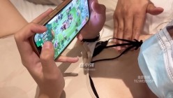 【丝足狂喜】推特28万粉丝国产原创丝袜足交博主「酥小强」付费私拍 线下专约素人模特足交抚摸调情 截图15