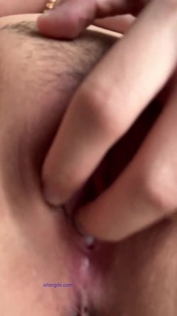 推特G杯巨乳，身材巨完美，福利姬【小鱼xiaoyu_tvt】千元定制，裸舞，自慰，刷奶顶胯，高撸点挑逗 截图16