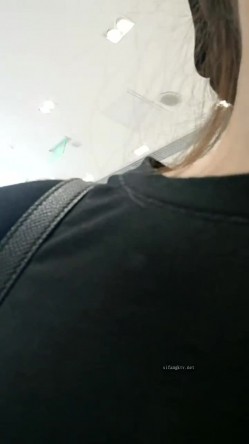 杭州美少妇，【少妇可同城可空降】，首次带跳蛋逛商场，玩得好刺激湿了一大片，回家赶紧无套内射满足以下 截图3