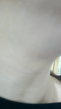 杭州美少妇，【少妇可同城可空降】，首次带跳蛋逛商场，玩得好刺激湿了一大片，回家赶紧无套内射满足以下 截图12