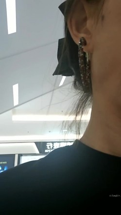 杭州美少妇，【少妇可同城可空降】，首次带跳蛋逛商场，玩得好刺激湿了一大片，回家赶紧无套内射满足以下 截图16