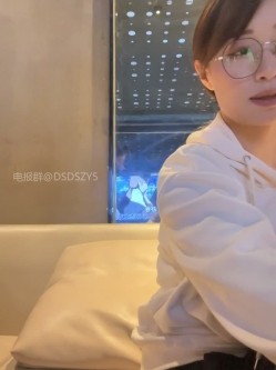 ️清纯主播【202509yoyo】表姐带着表妹下海直播、在线教口活、练习做爱姿势 截图3