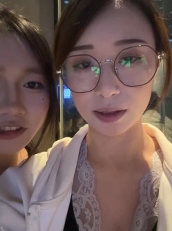 ️清纯主播【202509yoyo】表姐带着表妹下海直播、在线教口活、练习做爱姿势 截图12