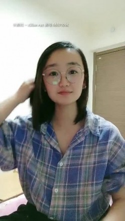 【研究生无奈】学霸下海历程13天全收录，理科学霸，从网贷的漩涡，到卖肉的泥潭，讲述跟前男友的性爱，从最初的拘谨到黑牛道具都精通 截图4