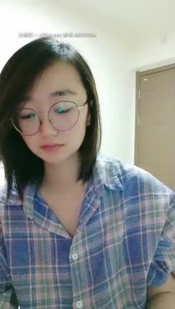 【研究生无奈】学霸下海历程13天全收录，理科学霸，从网贷的漩涡，到卖肉的泥潭，讲述跟前男友的性爱，从最初的拘谨到黑牛道具都精通 截图8