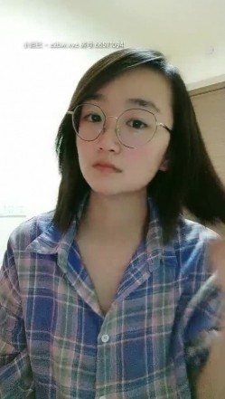 【研究生无奈】学霸下海历程13天全收录，理科学霸，从网贷的漩涡，到卖肉的泥潭，讲述跟前男友的性爱，从最初的拘谨到黑牛道具都精通 截图10