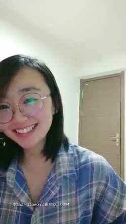 【研究生无奈】学霸下海历程13天全收录，理科学霸，从网贷的漩涡，到卖肉的泥潭，讲述跟前男友的性爱，从最初的拘谨到黑牛道具都精通 截图14