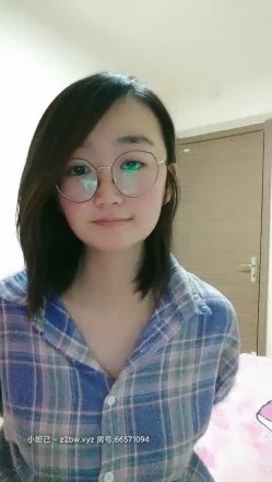 【研究生无奈】学霸下海历程13天全收录，理科学霸，从网贷的漩涡，到卖肉的泥潭，讲述跟前男友的性爱，从最初的拘谨到黑牛道具都精通 截图16