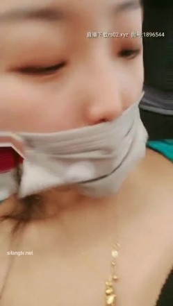 新晋清秀美女『苹果小姐姐』和炮友户外车震啪啪做爱 无套骑乘疯狂扭动 太有感觉了玩太嗨直喷水 口爆吞精哟 截图14