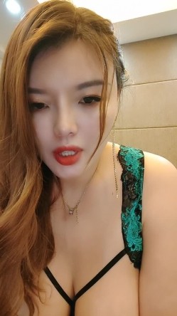 巨乳36D潘金莲露脸玩弄排骨小哥 69舔逼口交大鸡巴 上位草小哥 淫声荡语互动撩骚 截图2