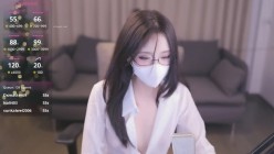 播音系绝顶女神yaya_86 沙发噼腿露脸露穴撅屁露菊花 截图4