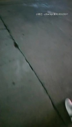 泡妞大神【户外搭讪冠希哥】跨年夜酒店搭讪白貂女 公厕玩刺激偷情啪啪 无套抽插站炮后入 口交特写 高清源码录制 截图2