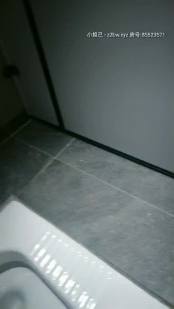 泡妞大神【户外搭讪冠希哥】跨年夜酒店搭讪白貂女 公厕玩刺激偷情啪啪 无套抽插站炮后入 口交特写 高清源码录制 截图8