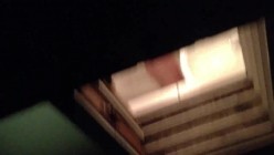浴室偷拍 翰林大学寝室扒窗冒死偷拍多位女生洗澡 怼脸拍被发现吓的惊花失色 雪白大奶子真是刺激 截图9