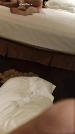 真实绿帽博主，【王军】让老婆陪各个不同单男啪啪，各种特写插穴，太淫乱了 截图7
