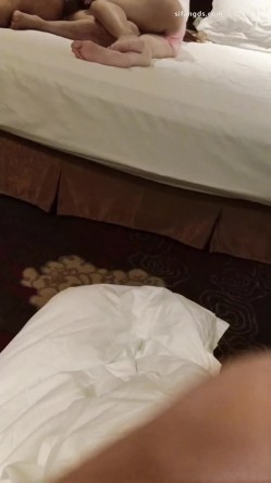 真实绿帽博主，【王军】让老婆陪各个不同单男啪啪，各种特写插穴，太淫乱了 截图8