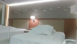 探花朗李寻欢_深夜苗条大长腿外围小姐姐，温柔甜美上位骑坐后入抽插呻吟娇喘 截图1