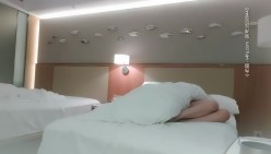 探花朗李寻欢_深夜苗条大长腿外围小姐姐，温柔甜美上位骑坐后入抽插呻吟娇喘 截图6