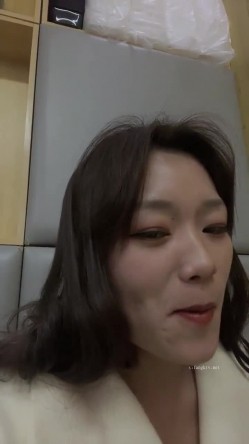 户外露出达人【御姐爱深喉】丝袜裸空从商场到图书馆再到超市裸空太牛逼了强烈推荐！ 截图9