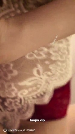 推特原创博主，极品空姐少妇，【尽兴】288付费VIP福利，身高175，大奶子甩啊甩 截图5