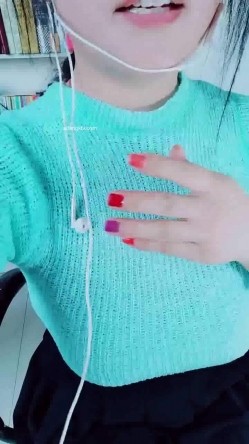 【漂亮女老师】川大24岁英语老师~上课大黑牛狂喷水~1举2得~！~学位证大胆亮出来，985就是厉害 截图6