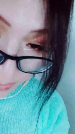【漂亮女老师】川大24岁英语老师~上课大黑牛狂喷水~1举2得~！~学位证大胆亮出来，985就是厉害 截图8