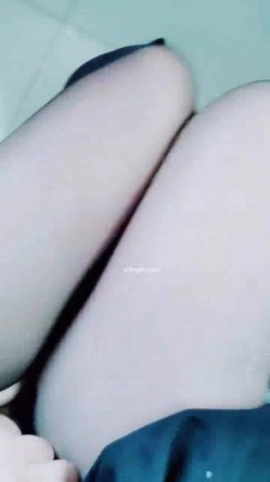 【漂亮女老师】川大24岁英语老师~上课大黑牛狂喷水~1举2得~！~学位证大胆亮出来，985就是厉害 截图13