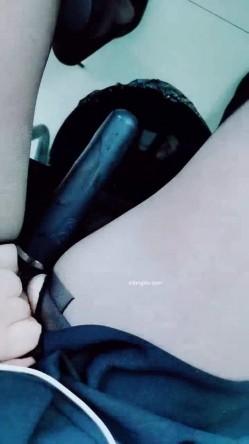 【漂亮女老师】川大24岁英语老师~上课大黑牛狂喷水~1举2得~！~学位证大胆亮出来，985就是厉害 截图15