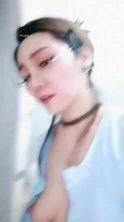【戴眼镜的老师】淫荡三女 狂约技师 争着吃鸡吧 无套啪啪 骑乘吃奶 内射 口爆 截图11