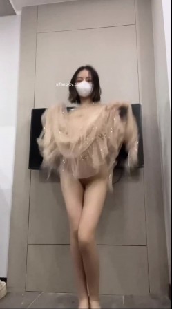 青春无敌 抖音风推特人气极品身材网红女神【小西西】定制福利全集 截图9