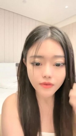酒店女神，醉生梦死的每一天，羡煞众人，【03年安琪拉表妹】，夜店狂欢，喝醉都吐了，酒店啪啪 截图2