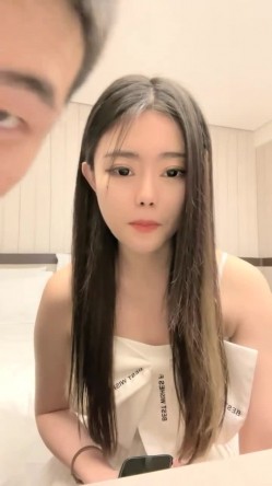 酒店女神，醉生梦死的每一天，羡煞众人，【03年安琪拉表妹】，夜店狂欢，喝醉都吐了，酒店啪啪 截图4