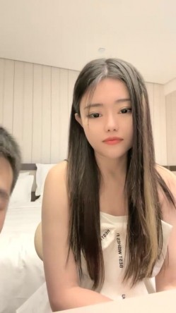 酒店女神，醉生梦死的每一天，羡煞众人，【03年安琪拉表妹】，夜店狂欢，喝醉都吐了，酒店啪啪 截图5