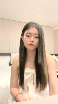 酒店女神，醉生梦死的每一天，羡煞众人，【03年安琪拉表妹】，夜店狂欢，喝醉都吐了，酒店啪啪 截图6