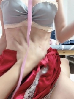 豆蔻年华、粉一样的身体，不图你身姿图什么，女上位、后入做爱贼爽，鸡鸡上全是淫浆！ 截图8