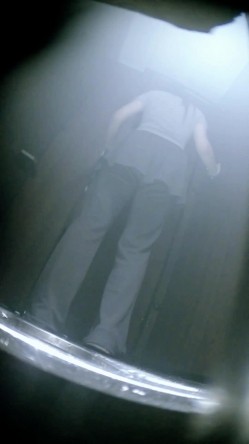 新系列夜总会酒吧女厕后拍各种黑丝高跟 美女如云13号美女的尿尿热气升腾仙气飘飘 截图1