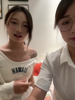 ️清纯主播【202509yoyo】表姐带着表妹下海直播、在线教口活、练习做爱姿势 截图3