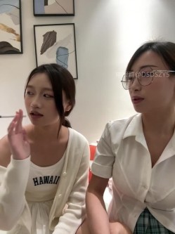 ️清纯主播【202509yoyo】表姐带着表妹下海直播、在线教口活、练习做爱姿势 截图11