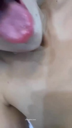 《百度云泄密》美女空姐和富二代男友酒店开房啪啪遭曝光 截图13