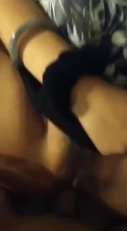 缅甸情侣 缅甸网红混血美女与男友性爱流出，颜值不错，无套艹逼，特淫荡 截图2