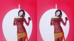 stripchat国产高颜女团【Luckygirl】女女揉奶亲吻裸舞,好身材大长腿，人靓奶圆 截图8