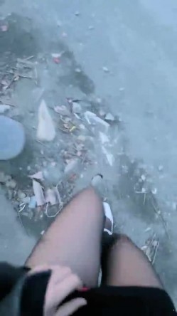 【黛西老师】商场~马路~树林~勾搭技师内射一屁股~露脸 截图4