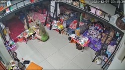 【破解摄像头】 ️摄像头记录宿舍7位小姐姐日常生活 截图4