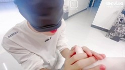 白虎喵-网恋面基反差萌妹深夜公园野战中出多体位深插蜜汁穴精液灌满流出 截图6
